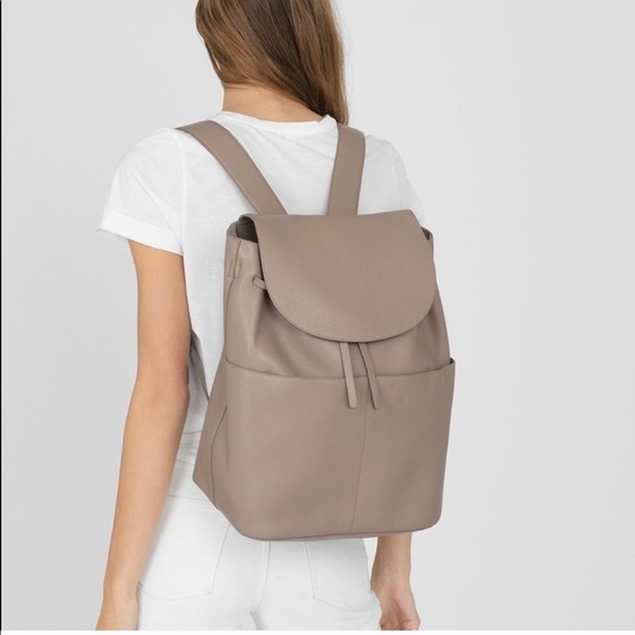 Cuyana Handbags - Cuyana Large Leather Backpack